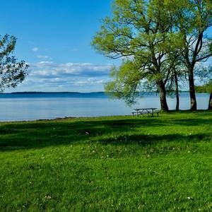 Meet your Posher, Breton